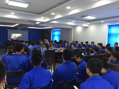 æç¹éåèä½³æ¨æ¯é»æ©å» æ·±ååä½ï¼å±ä¿FAGè»¸æ¿æè¡ç¼å±