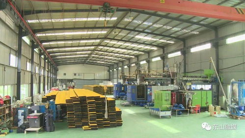 䏿¯ä¸çå©åçæ
(tà i)é¤(yÇng)æ® è(lán)è²ç°åççä¸ä¸æ¨£å¯¦(shÃ)è¸