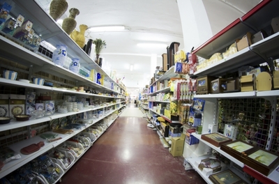 ä¿é·å¤§èä¸çç¢ºå®æ§å¢é· æ¥ç¨ç¾è²¨åå®¶çç­ç¥çªå