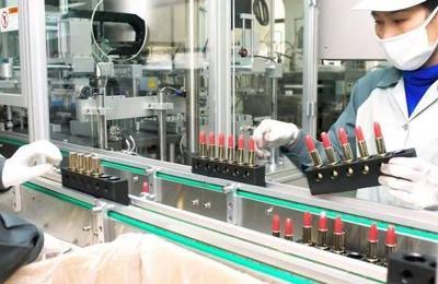 æ±æ¹ç¾è°·è¿çæ(huì) å(guó)éåå¦å大æ(huì)å¨å¥è³¢é(kÄi)å¹ï¼å¼é (lÇng)è¡æ¥(yè)æè¡(shù)æ°æµªæ½®