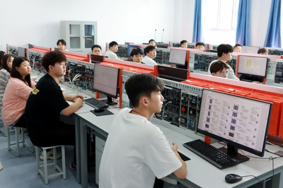 æ¦å¨è·æ¥æè¡å¤§å¸ç©è¯ç¶²å·¥ç¨æè¡æ¬ç§å°æ¥ç²æ¹ 賦è½å忏åç¢æ¥