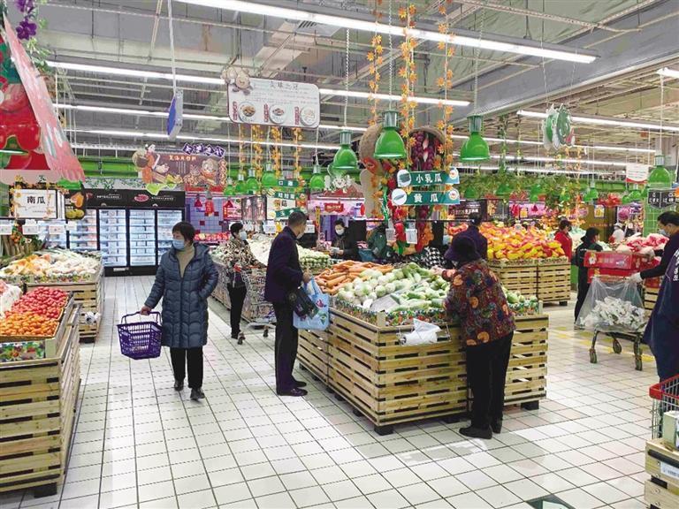 æå¸åè¶åè¿æ¶è²»æºå­£ è²¨ç©åè¶³ä¿éæ°çï¼ç¹½ç´ä¿é·é»äº®å¸å ´