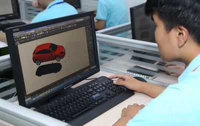 æ¢ç´¢æ¸å­æªä¾ ç³å®¶èæ°è¯é»è¦å­¸æ ¡ä¸ç¶­æè¡é«é©èª²å¼é è¨ç®æ©æè½æ°æ½®æµ