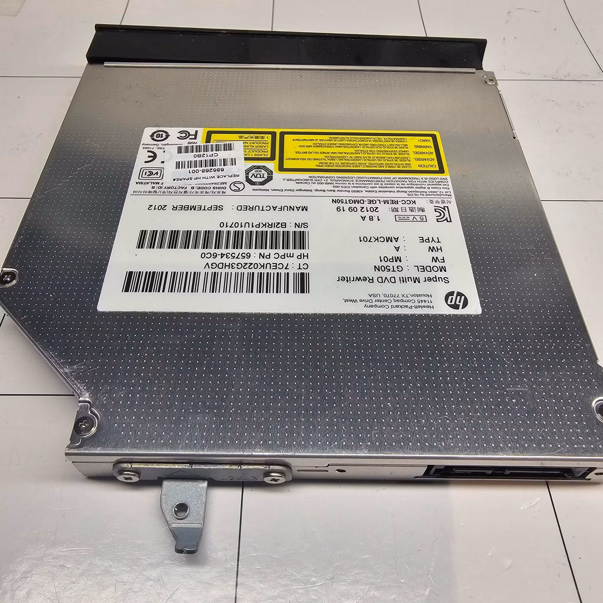 HP Super Multi DVD rewriter GT50N 6575346C0 From Laptop
