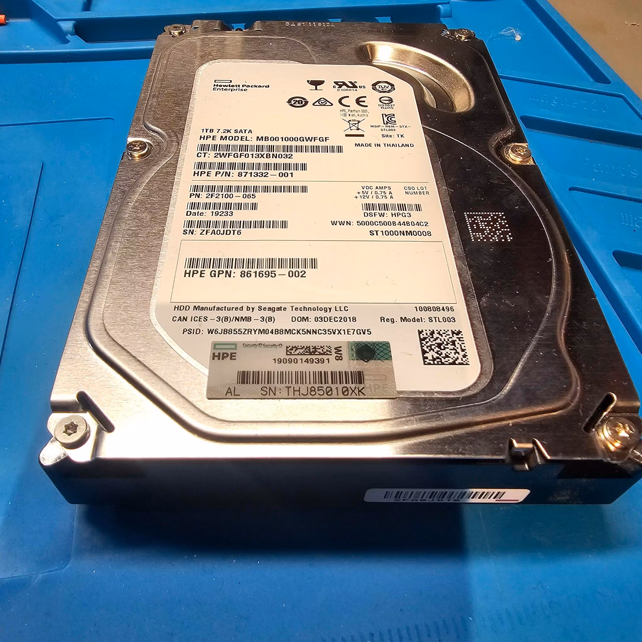 HPE 1TB 7200RPM hdd 871332-001 MB001000GWFGF
