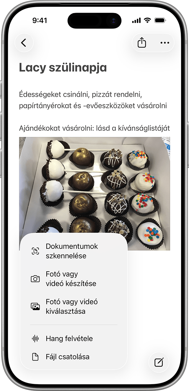 Amikor mellékletet ad hozzá egy jegyzethez, kiválaszthatja, hogy melyik jegyzethez szeretné hozzáadni a mellékletet.