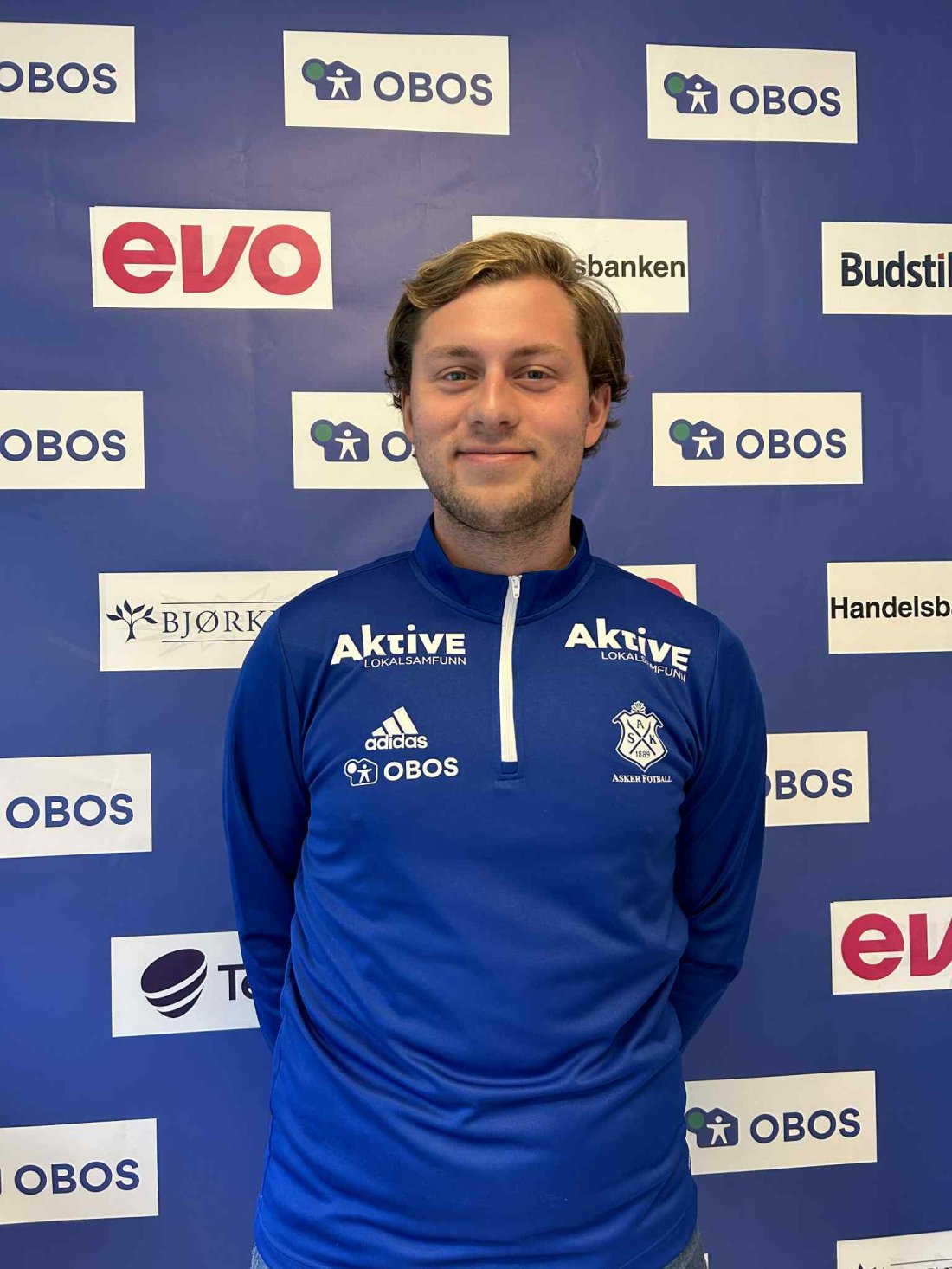 Mathis Banggren er leder for Aktivt lokalsamfunn, og aktiviserer på Hagaløkka, Rønningen og Borgen Ungdomsskole