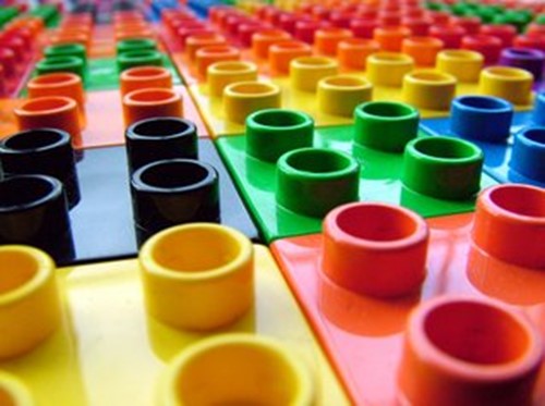 Bilde av store legoklosser