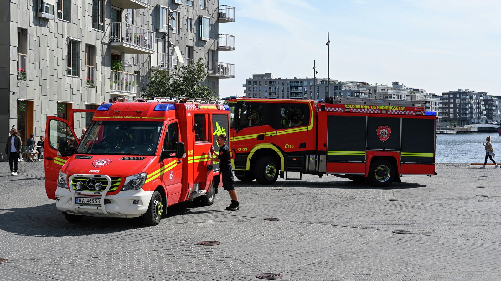 Norsk brannbil i Oslo sentrum